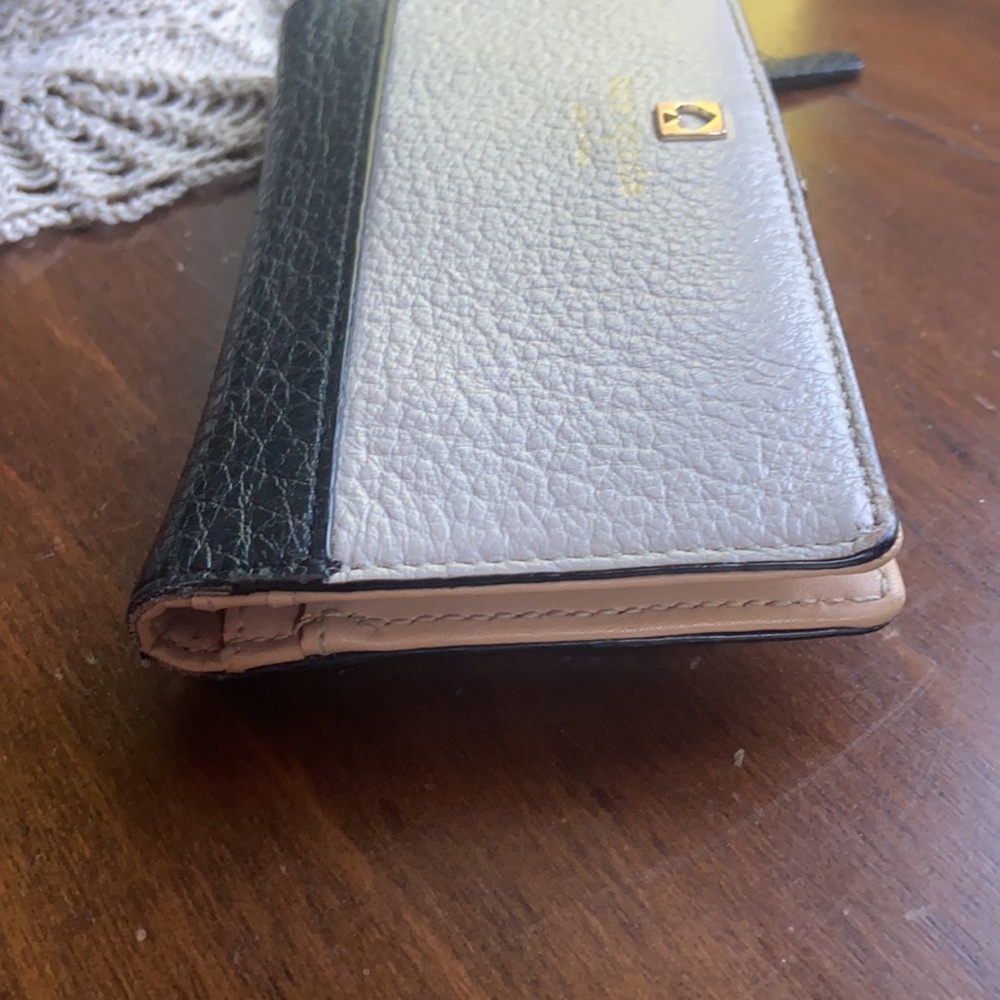 Kate Spade Staci Colorblock Bifold Beige Wallet - Picture 15 of 16